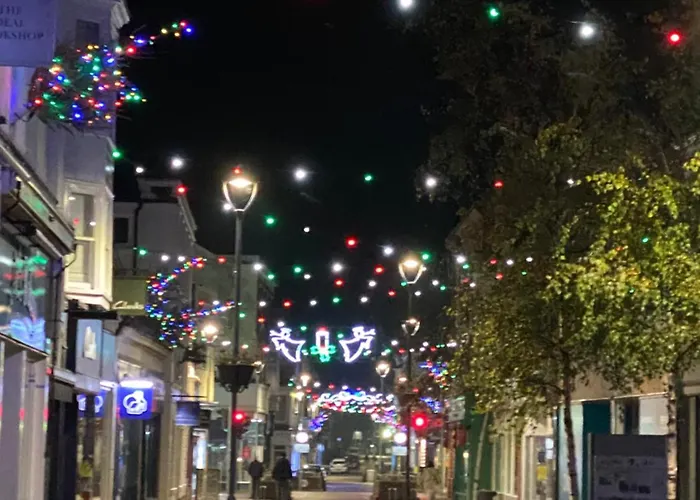 Sea Salt Cottage - Mins To Beach & Shops Dog Friendly