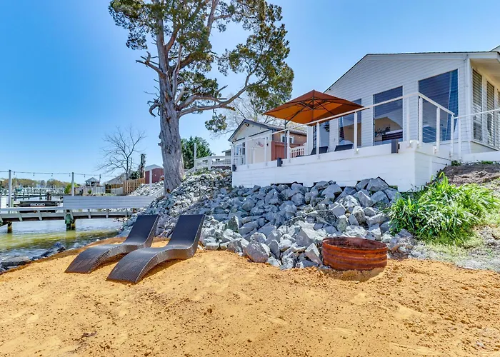 White Sail On The Potomac - Coastal Modern