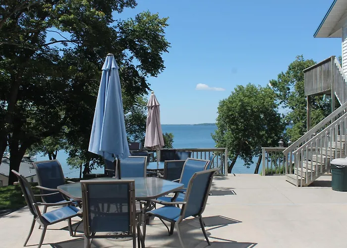 Viking Bay Resort And Lodge