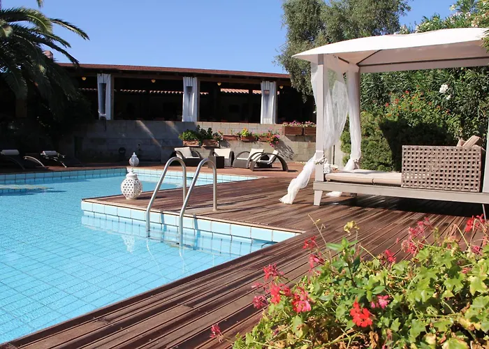Albaruja Hotel