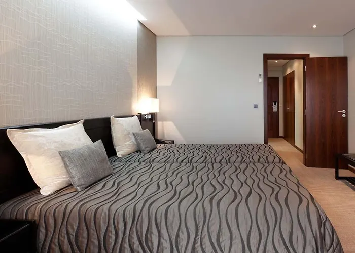 Cardal Hotel
