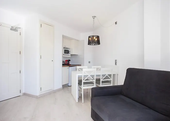 Sand Beach Apartments