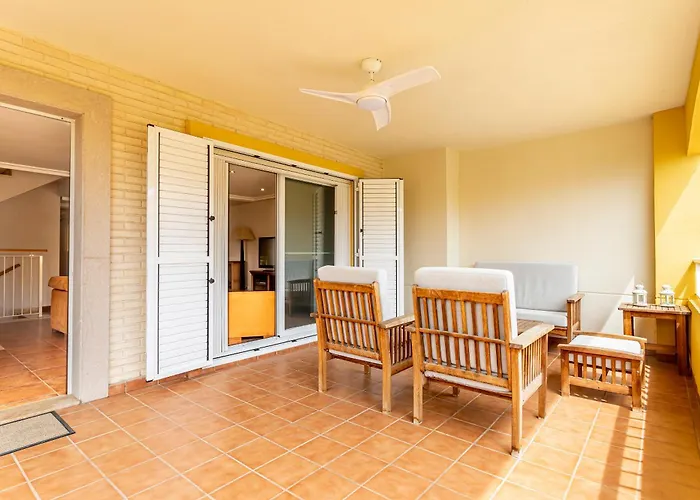 Family-Friendly Beach House Ideal For Holidays & Workers At Beach Sagunto Valencia