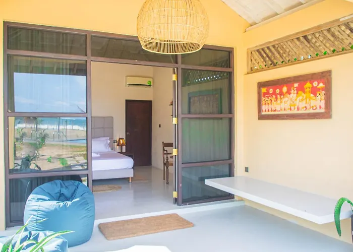 Nikara Beach Villas Arugambay
