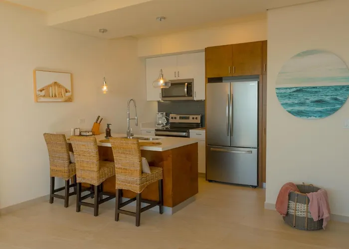 Luxury, Ocean View, Pool, Jacuzzi, Valle de Guadalupe, Los Portales De Garcia, Splash, Encanto Restaurants, Surf Breaks in Primo Tapia, Rosarito