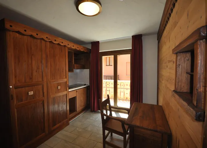 Limone Palace Aparthotel