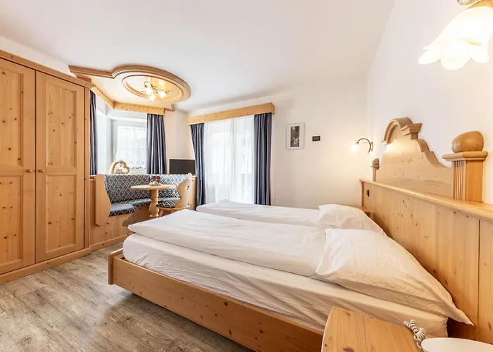Hotel Siror
