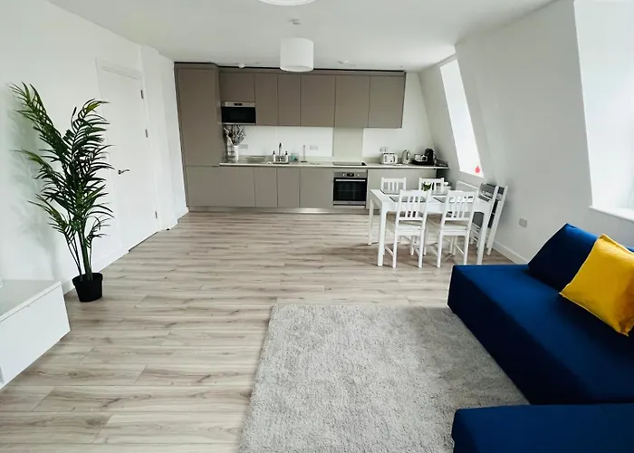 Stunning New Penthouse Apartment
