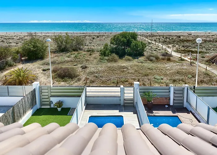 Casa frente al mar con piscina privada