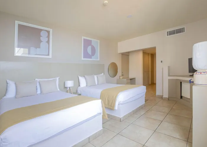 Ixchel Beach Hotel