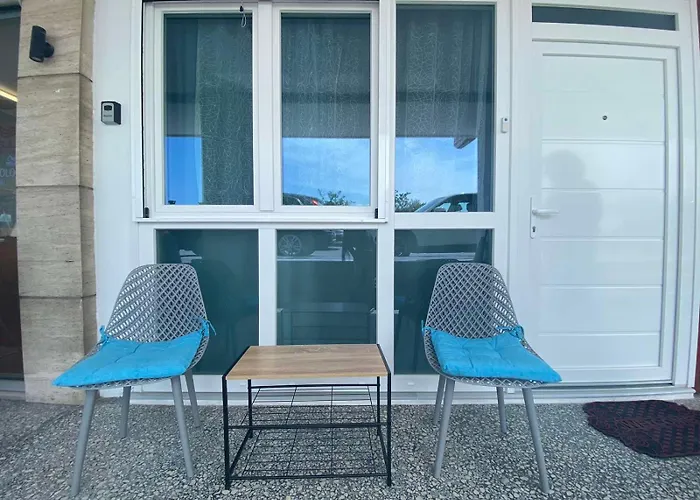 Thalassa Apartment