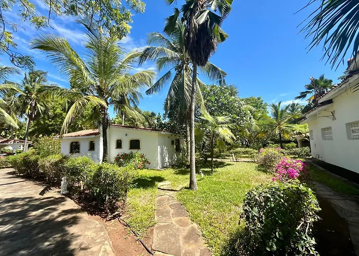 2Livu Village Watamu
