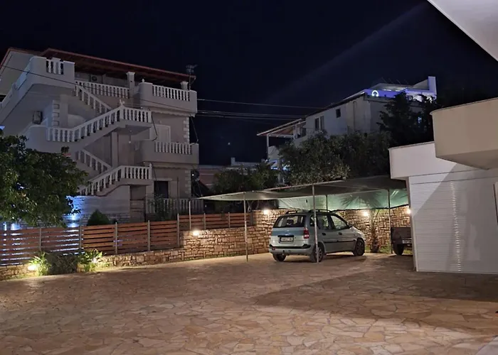 Yard Apartments - By Hotel Ronaldo