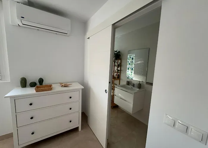 Tokyo Rooms Monsul Habitación PREMIUM con baño privado