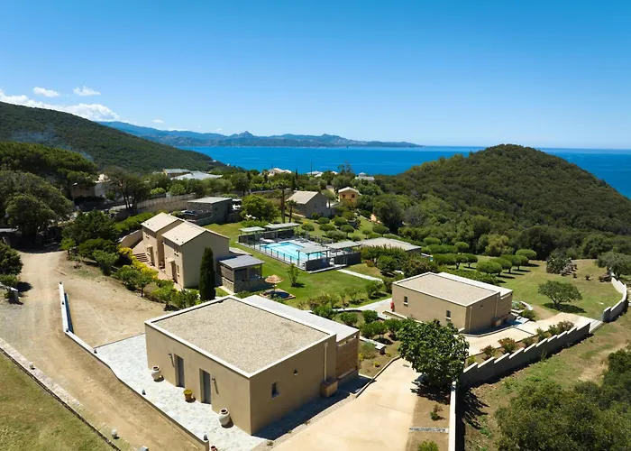 Hotel U San Daniellu Villas Et Chambres