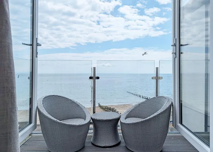 West Lodge, Bognor Regis