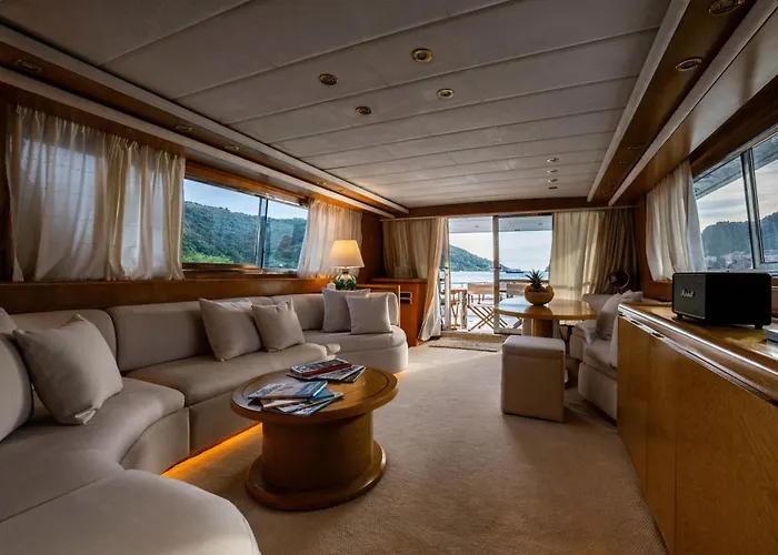 Yacht Dreams Experience