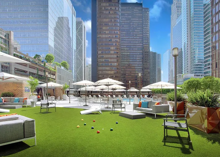 Doubletree By Hilton Chicago Magnificent Mile