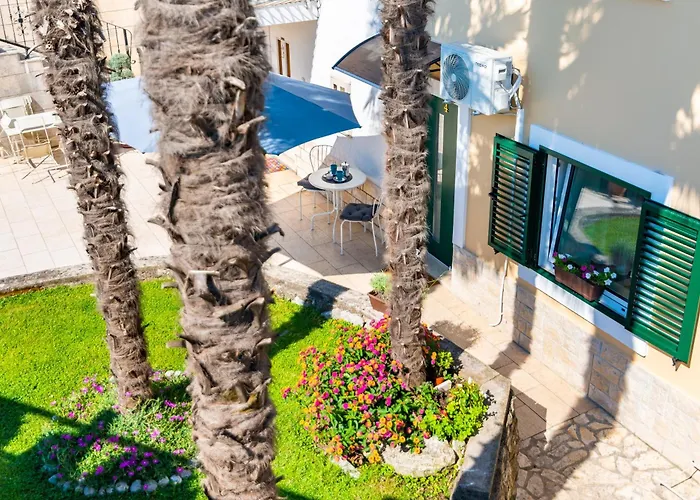 Studio Apartment Icici By The Sea