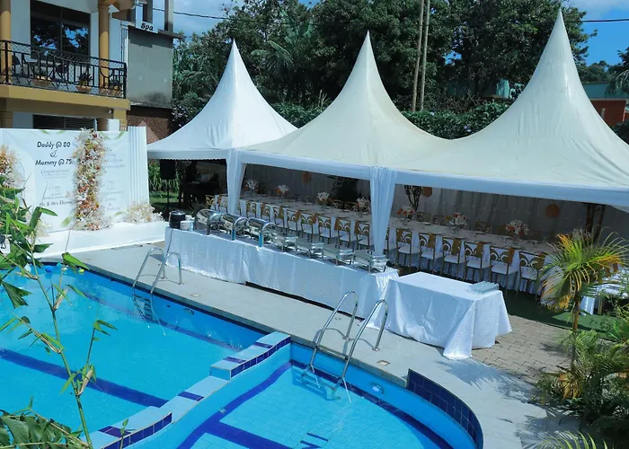 Mowicribs Hotel And Spa