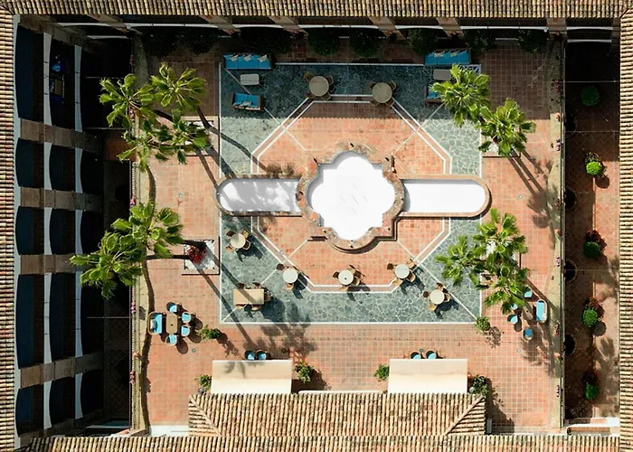La Cala Resort
