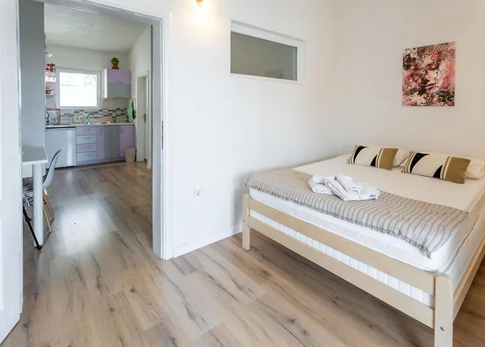 Apartments Miki
