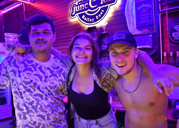 Blanco Hideout Railay - Youth Hostel 18 To 35 Only