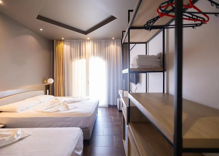 Royal Blue Hotel