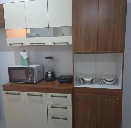 Dúplex 2 quartos próximo a Orla