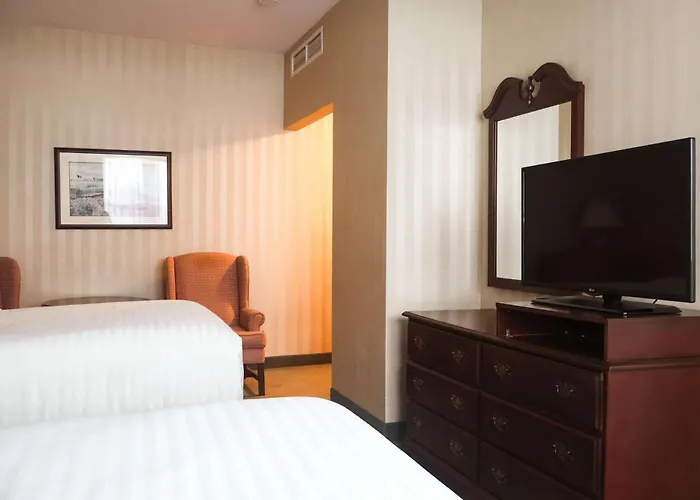 Quality Inn & Suites Charlottetown Downtown
