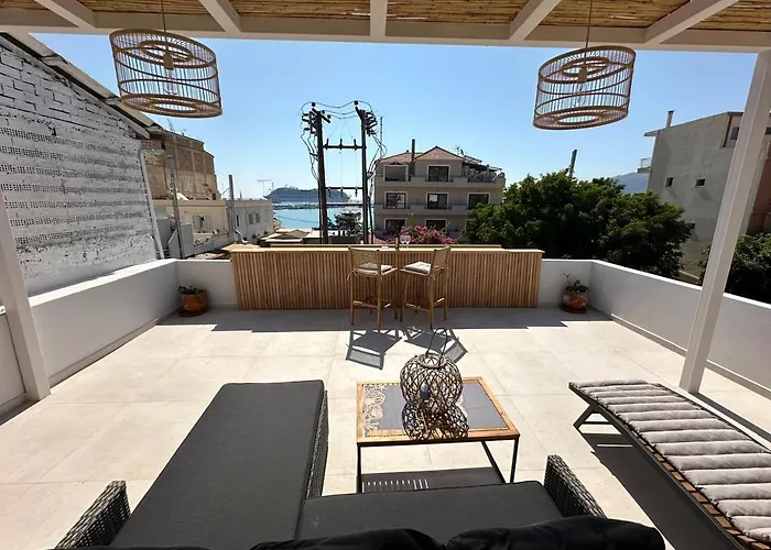 Amina Apartments