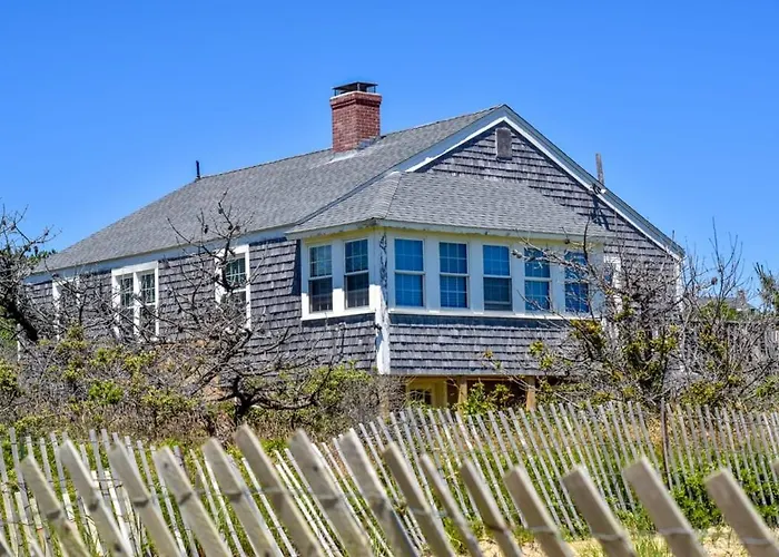 Stunning Waterfront Views Beach Steps Away