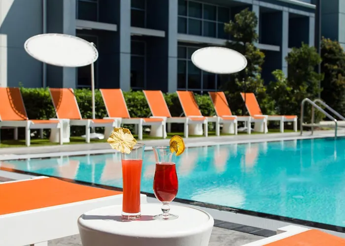 Aloft By Marriott Orlando At Seaworld Hotel Williamsburg