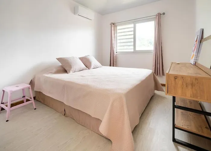 Fully Equipped Bungalow Next To A White Sand Beach