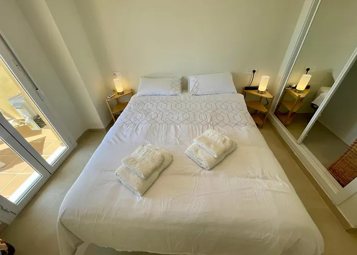 3New 2 Bed 2 Bath Apartment With Community Pool And Local Beach