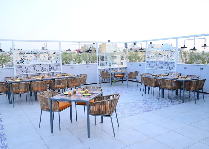 Pravasa Hotel Indore