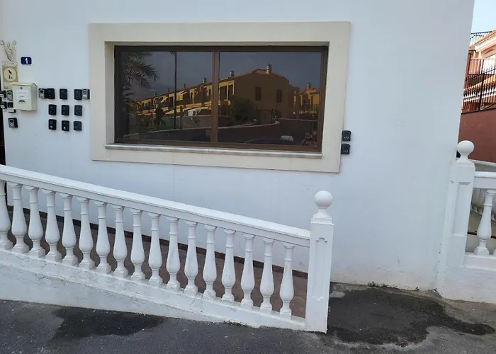 Chill Out Tenerife Sud - monolocale con piscina riscaldata