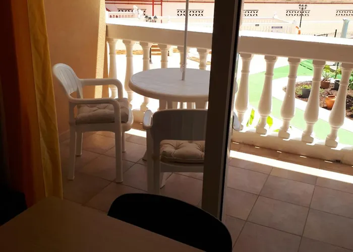 Chill Out Tenerife Sud - monolocale con piscina riscaldata