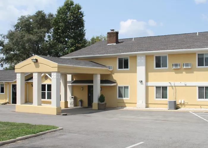 Super 8 By Wyndham Higginsville