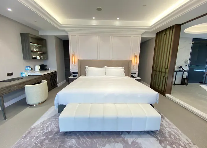 Wyndham Sun Moon Lake