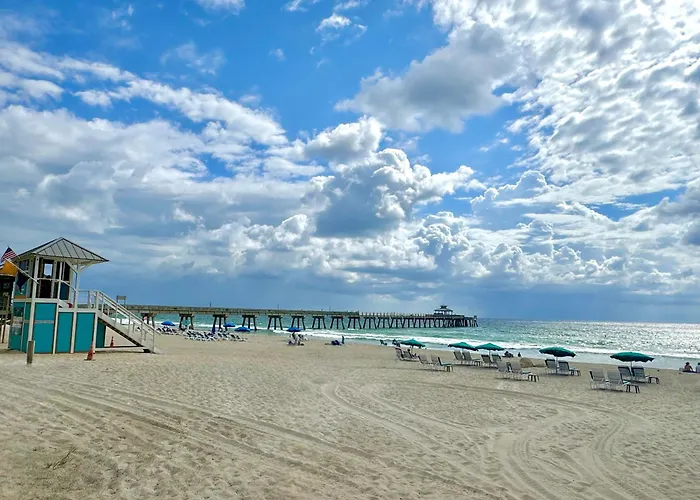 Charming Beach House W/Private Pool Paradise~Walk To Beach