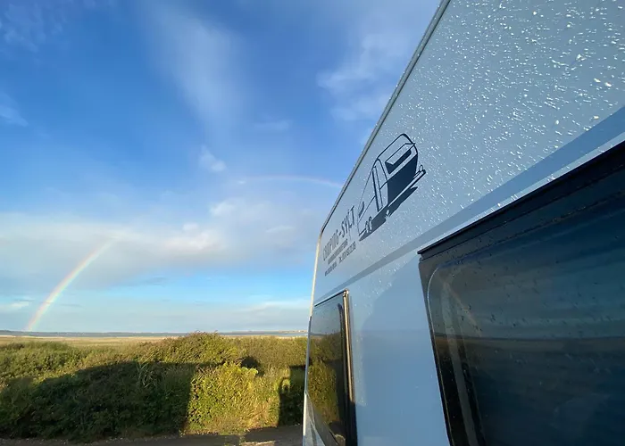 CAMPING-SYLT Wohnwagen mit Blick aufs Meer