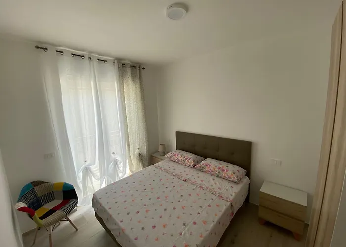 Holiday House