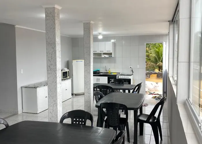 Suite1 a 3 quadras da praia