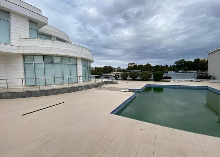 Agsaray Deluxe Hotel & Spa