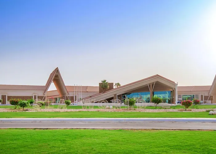 Pickalbatros Sea World Resort - Marsa Alam- "Aqua Park"