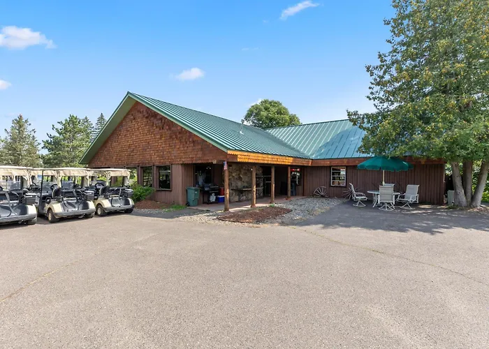 The Lodges At Breezy Point