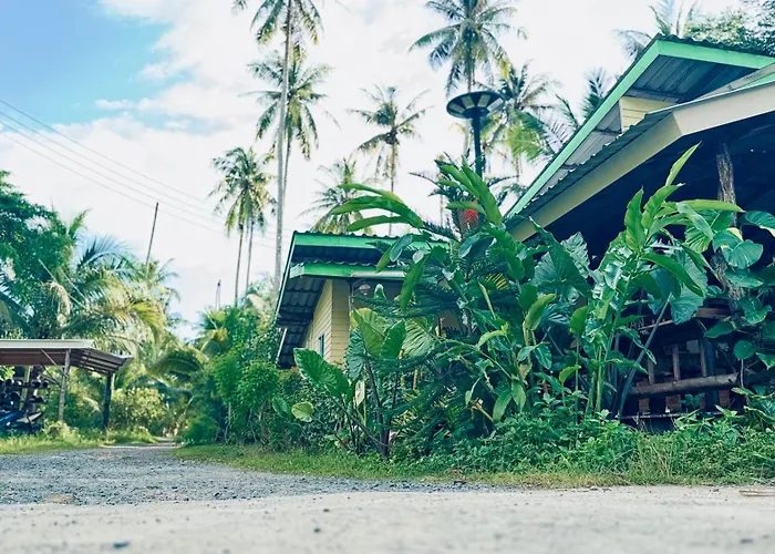 Suan Maprao Ko Kut Resort
