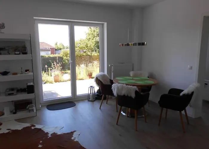 Komfortferienwohnung Hauptdeck in Kalifornien 90 m vom Meer mit Wallbox