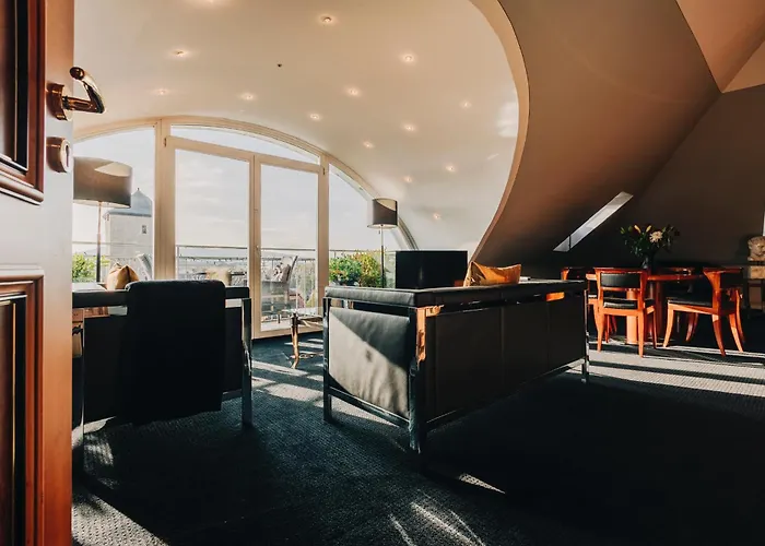 DAS v EVERT Hotel - am Congress Centrum Würzburg